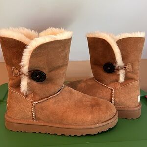NWOT🤎UGG Boots🤎 (Brand New)